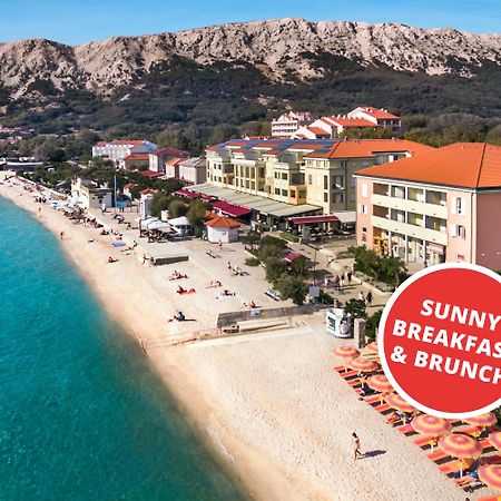 Valamar Villa Adria Baška Exteriör bild