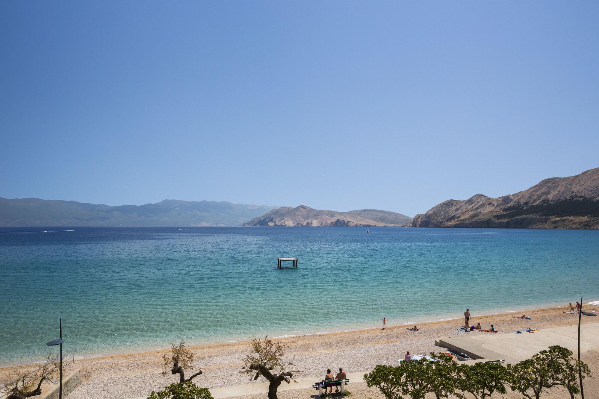 Valamar Villa Adria Baška Exteriör bild