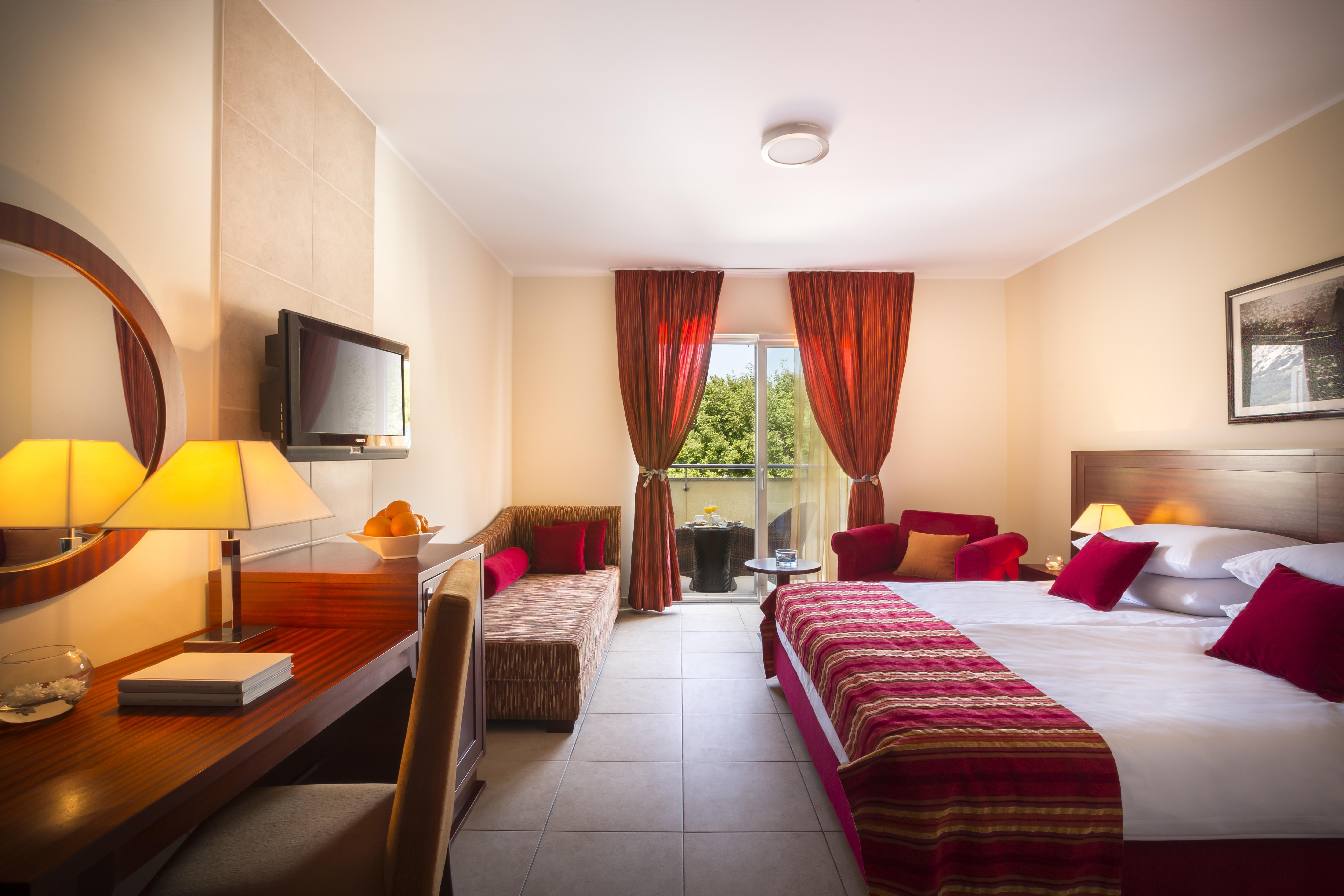 Valamar Villa Adria Baška Exteriör bild