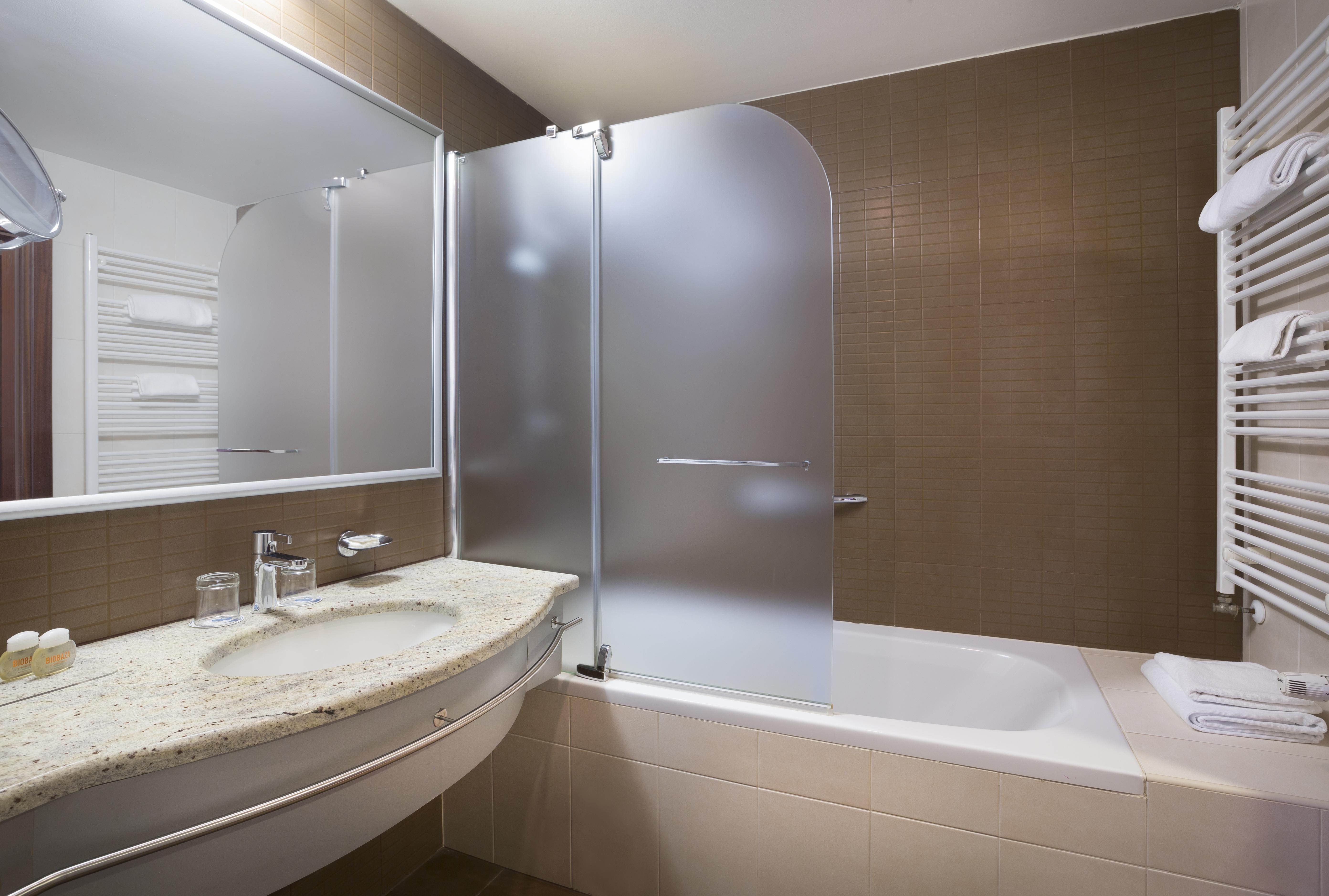Valamar Villa Adria Baška Exteriör bild