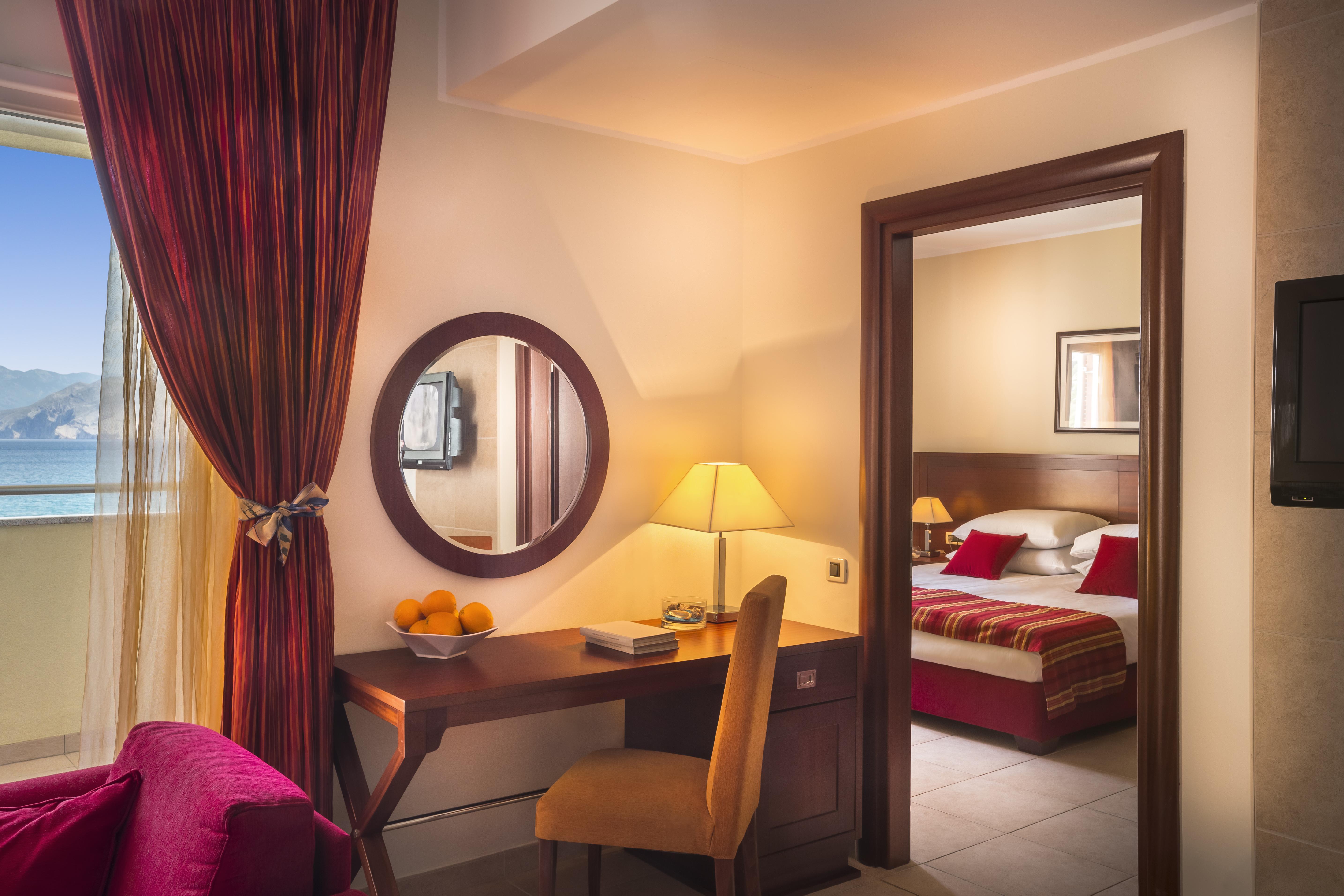 Valamar Villa Adria Baška Exteriör bild