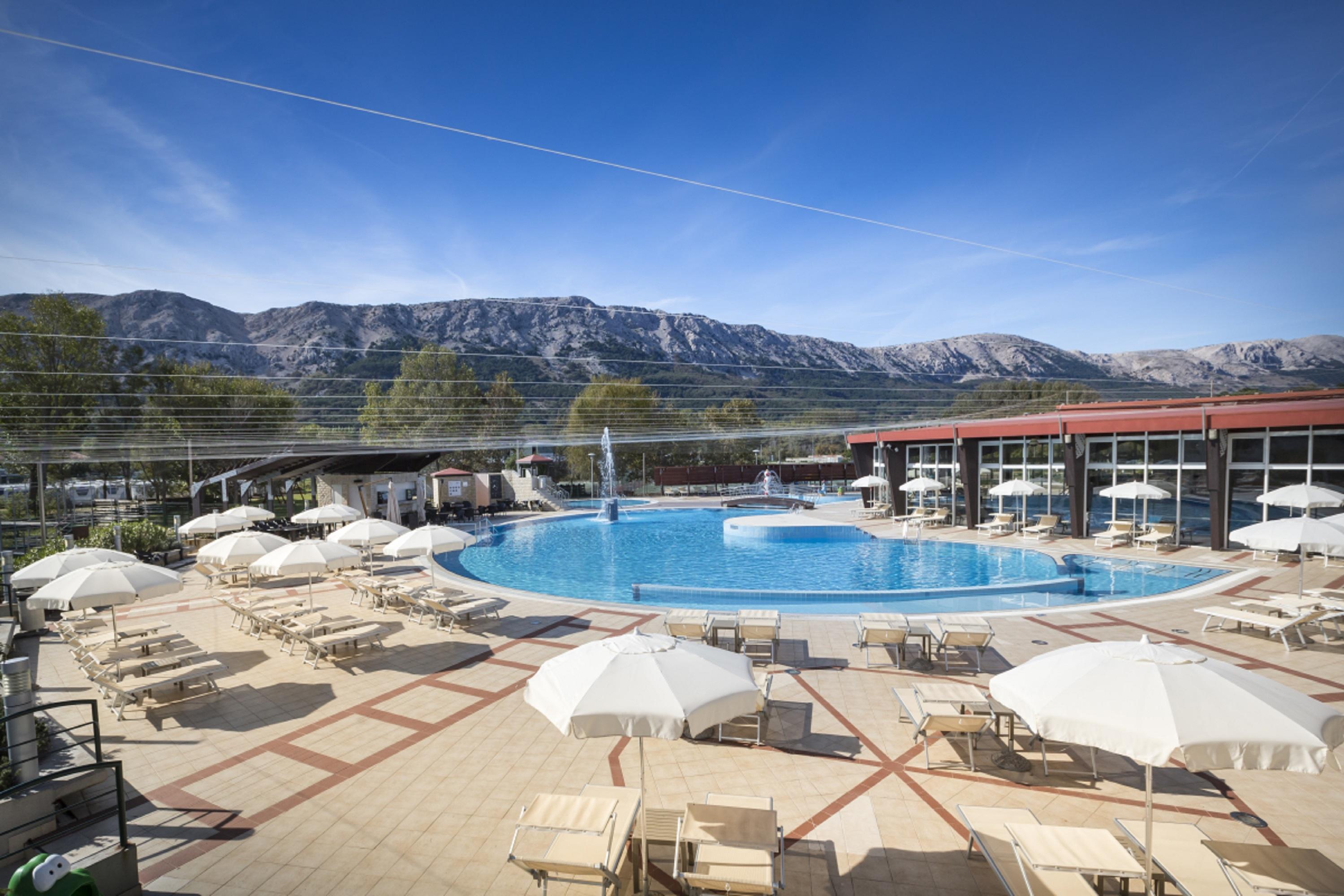 Valamar Villa Adria Baška Exteriör bild