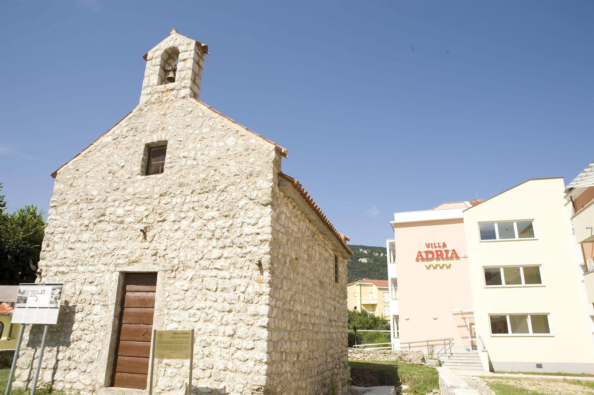 Valamar Villa Adria Baška Exteriör bild